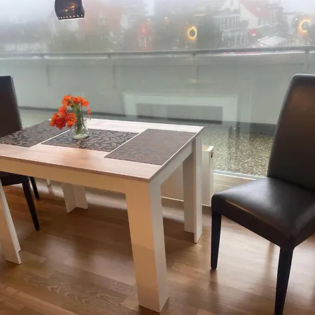 Luv-und-lee-apartment-23 *