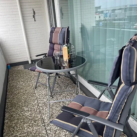 Luv-und-lee-apartment-23 *