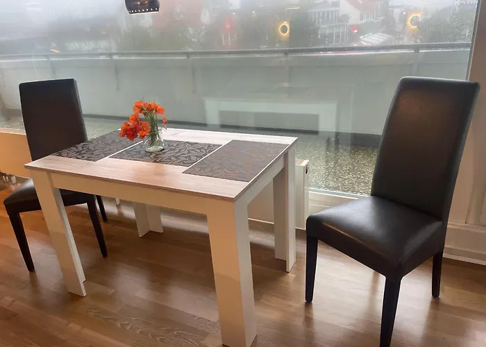 Luv-und-lee-apartment-23 *